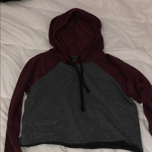 Cropped hoodie